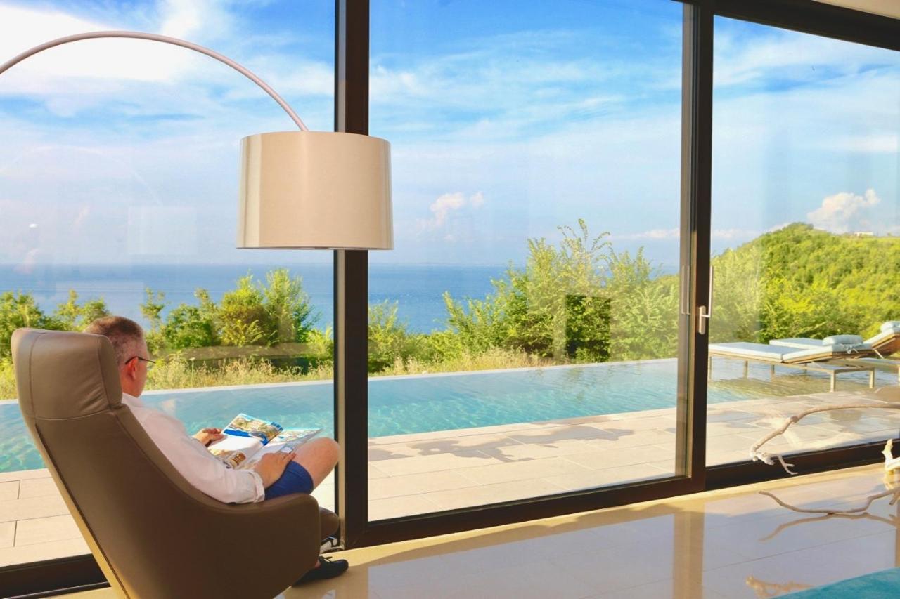 Prive Infinity Villa Durres Bagian luar foto